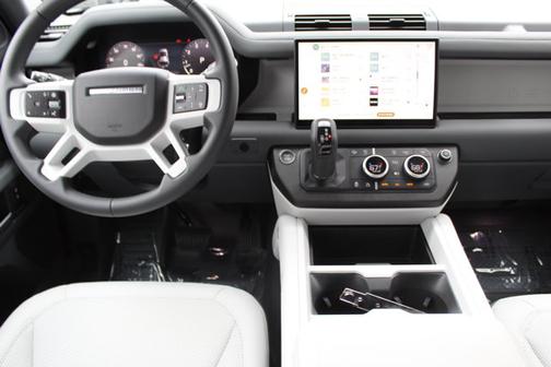 2025 Land Rover Defender S