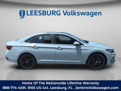 Gray 2026 Volkswagen Jetta 1.4T SE