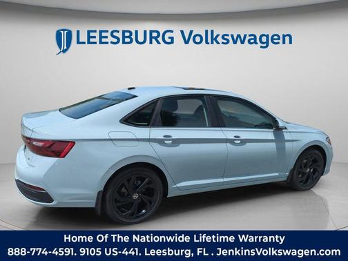 Gray 2026 Volkswagen Jetta 1.4T SE