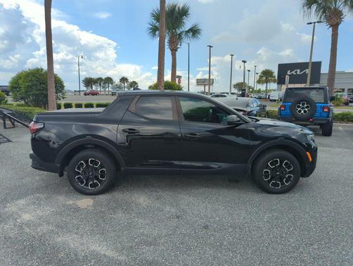Phantom Black 2023 Hyundai SANTA CRUZ SEL