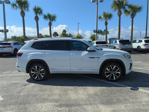 2026 Volkswagen Atlas 2.0T SEL Premium R-Line 4MOTION