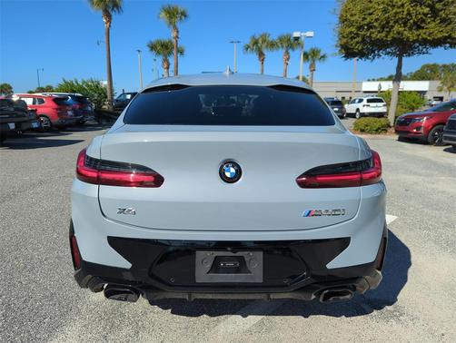 2024 BMW X4 M40i