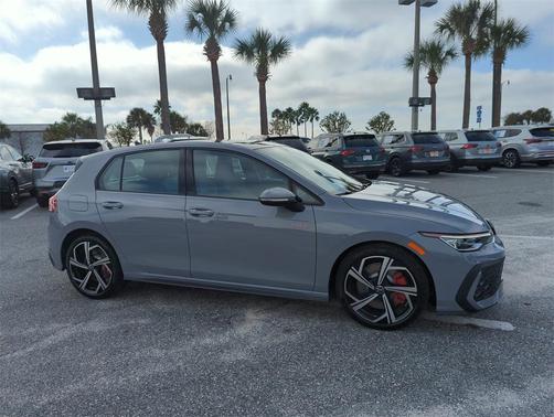 2026 Volkswagen Golf GTI 2.0T SE DSG