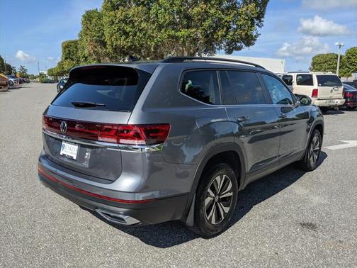 2025 Volkswagen Atlas 2.0T SE