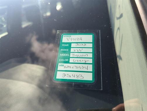 2022 Volkswagen Tiguan 2.0T SE