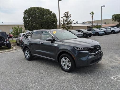 2023 Kia Sorento LX