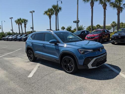 2025 Volkswagen Taos 1.5T SE