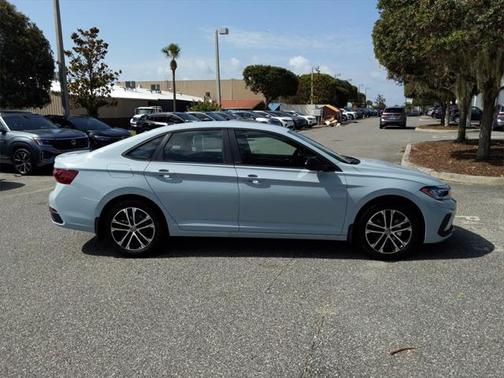 2025 Volkswagen Jetta 1.5T Sport