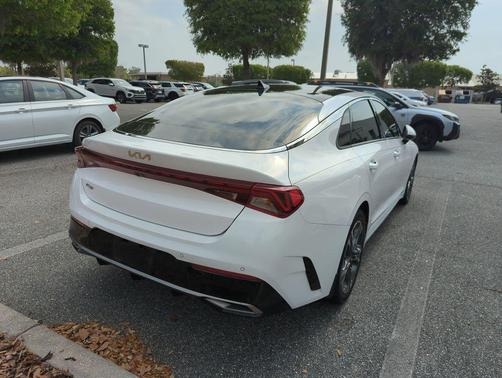 2022 Kia K5 EX