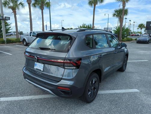 2025 Volkswagen Taos 1.5T S