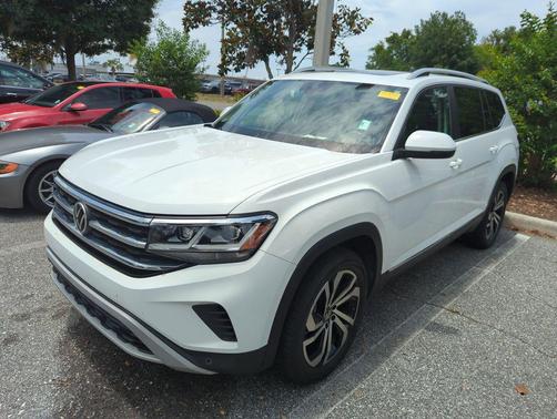 Platinum Gray Metallic 2022 Volkswagen Atlas 2.0T SEL