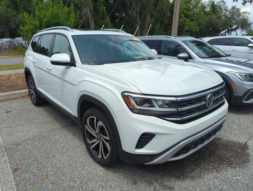 Platinum Gray Metallic 2022 Volkswagen Atlas 2.0T SEL