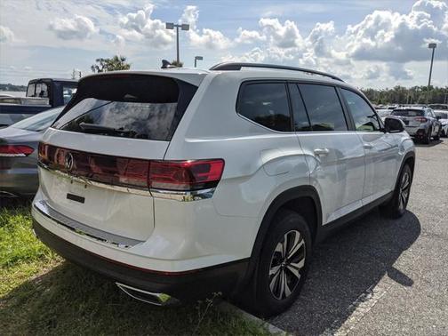 2025 Volkswagen Atlas 2.0T SE