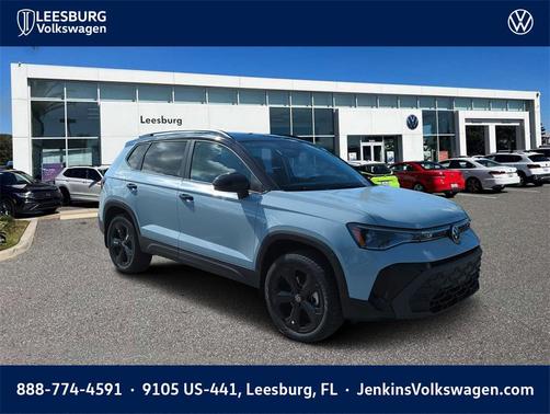 2025 Volkswagen Taos 1.5T SE Black