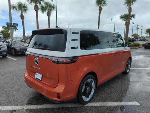 2025 Volkswagen ID. Buzz Pro S Plus