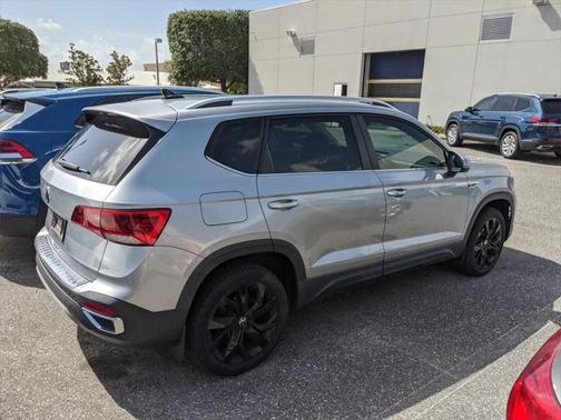 2022 Volkswagen Taos 1.5T SE