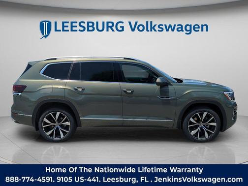 Avocado Green Pearl 2026 Volkswagen Atlas 2.0T SEL Premium R-Line 4MOTION