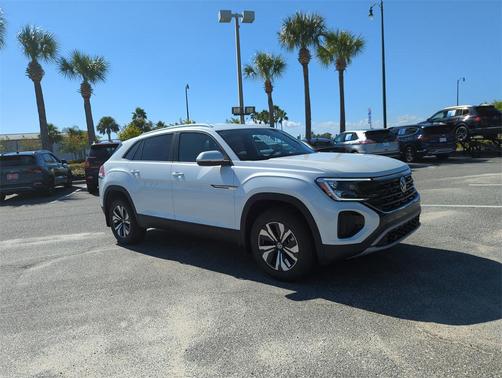 2026 Volkswagen Atlas Cross Sport 2.0T SE