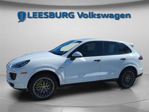 2017 Porsche Cayenne Cayenne S E-Hybrid Platinum Edition