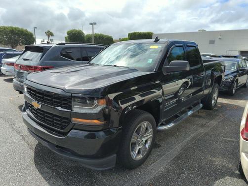 2017 Chevrolet Silverado 1500 Custom