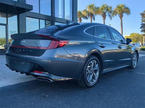 2022 Hyundai SONATA SEL