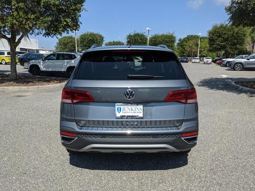 2023 Volkswagen Taos 1.5T SE