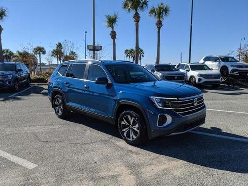 2025 Volkswagen Atlas 2.0T SE