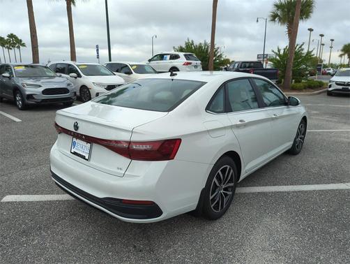 2025 Volkswagen Jetta 1.5T SE