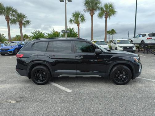 2024 Volkswagen Atlas 2.0T SE w/Technology 4MOTION
