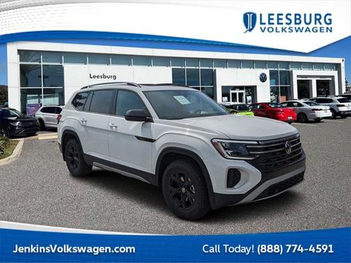 2025 Volkswagen Atlas 2.0T Peak Edition