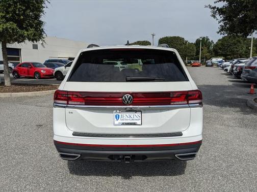 2025 Volkswagen Atlas 2.0T SE w/Technology