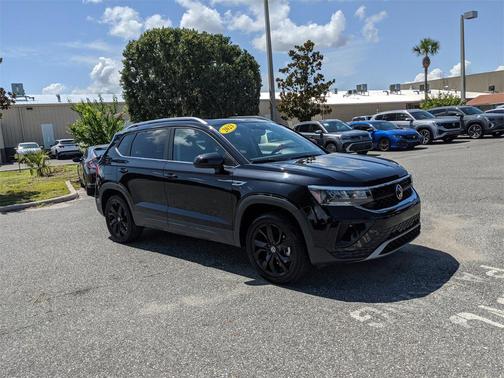 2023 Volkswagen Taos 1.5T SE