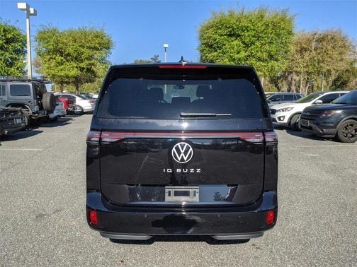 2025 Volkswagen ID. Buzz Pro S