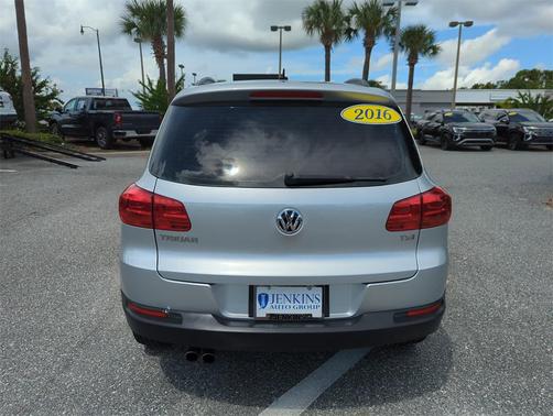 2016 Volkswagen Tiguan S