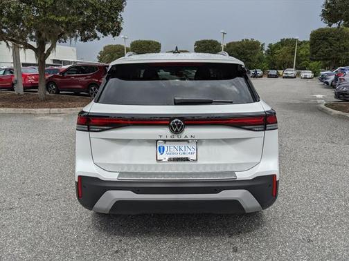 2025 Volkswagen Tiguan 2.0T S