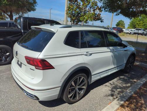 Opal White Pearl 2023 Volkswagen Tiguan 2.0T SEL R-Line 4MOTION