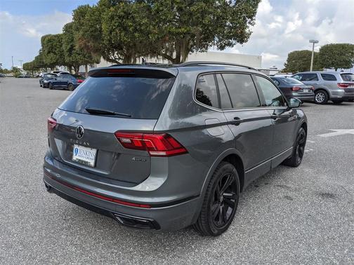 2023 Volkswagen Tiguan 2.0T SE R-Line Black 4MOTION