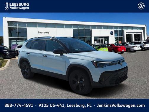 2025 Volkswagen Taos 1.5T SE Black