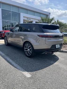 2023 Land Rover Range Rover Sport SE
