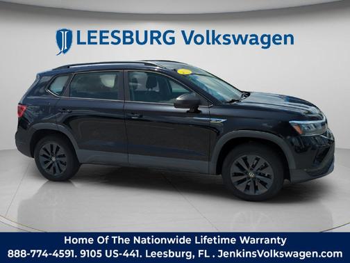 Deep Black Pearl 2022 Volkswagen Taos 1.5T S