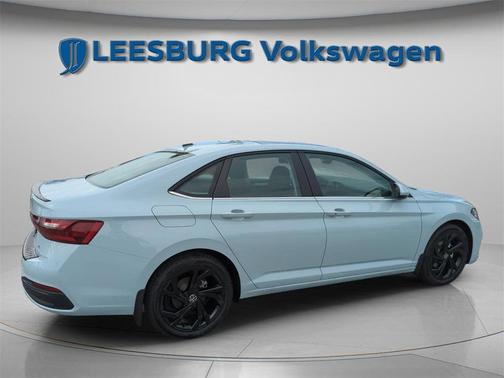 2026 Volkswagen Jetta 1.4T SE