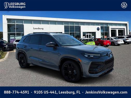 2025 Volkswagen Tiguan 2.0T SE R-Line Black