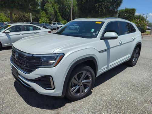 Opal White Pearl 2024 Volkswagen Atlas Cross Sport 2.0T SEL