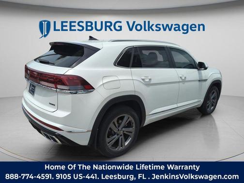 Opal White Pearl 2024 Volkswagen Atlas Cross Sport 2.0T SEL