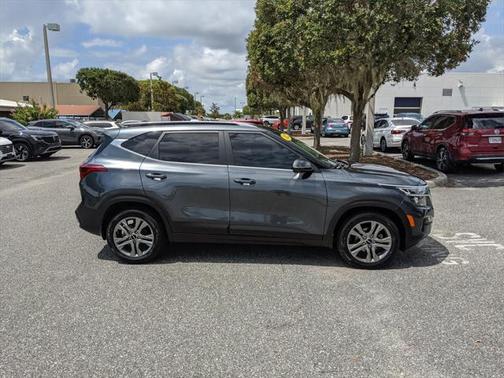 2022 Kia Seltos S