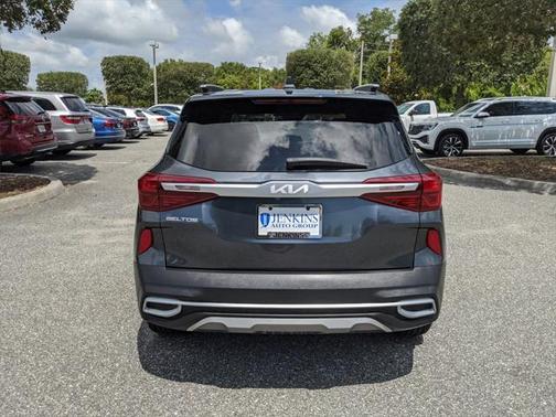 2022 Kia Seltos S