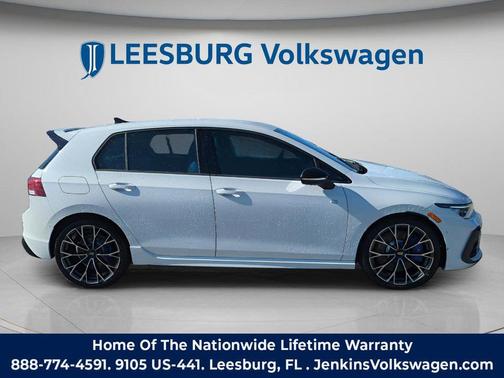Pure White 2026 Volkswagen Golf R 2.0T DSG