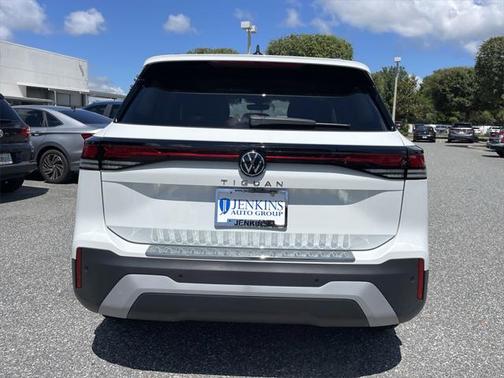 2025 Volkswagen Tiguan 2.0T S