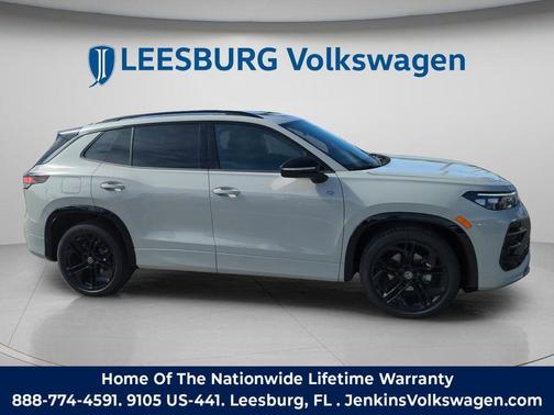 sandstone 2026 Volkswagen Tiguan 2.0T SE R-Line Black