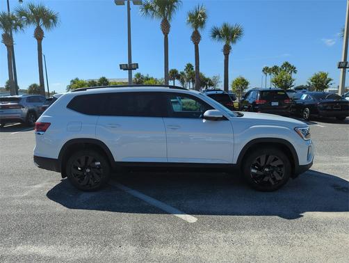 2026 Volkswagen Atlas 2.0T SE w/Technology 4MOTION